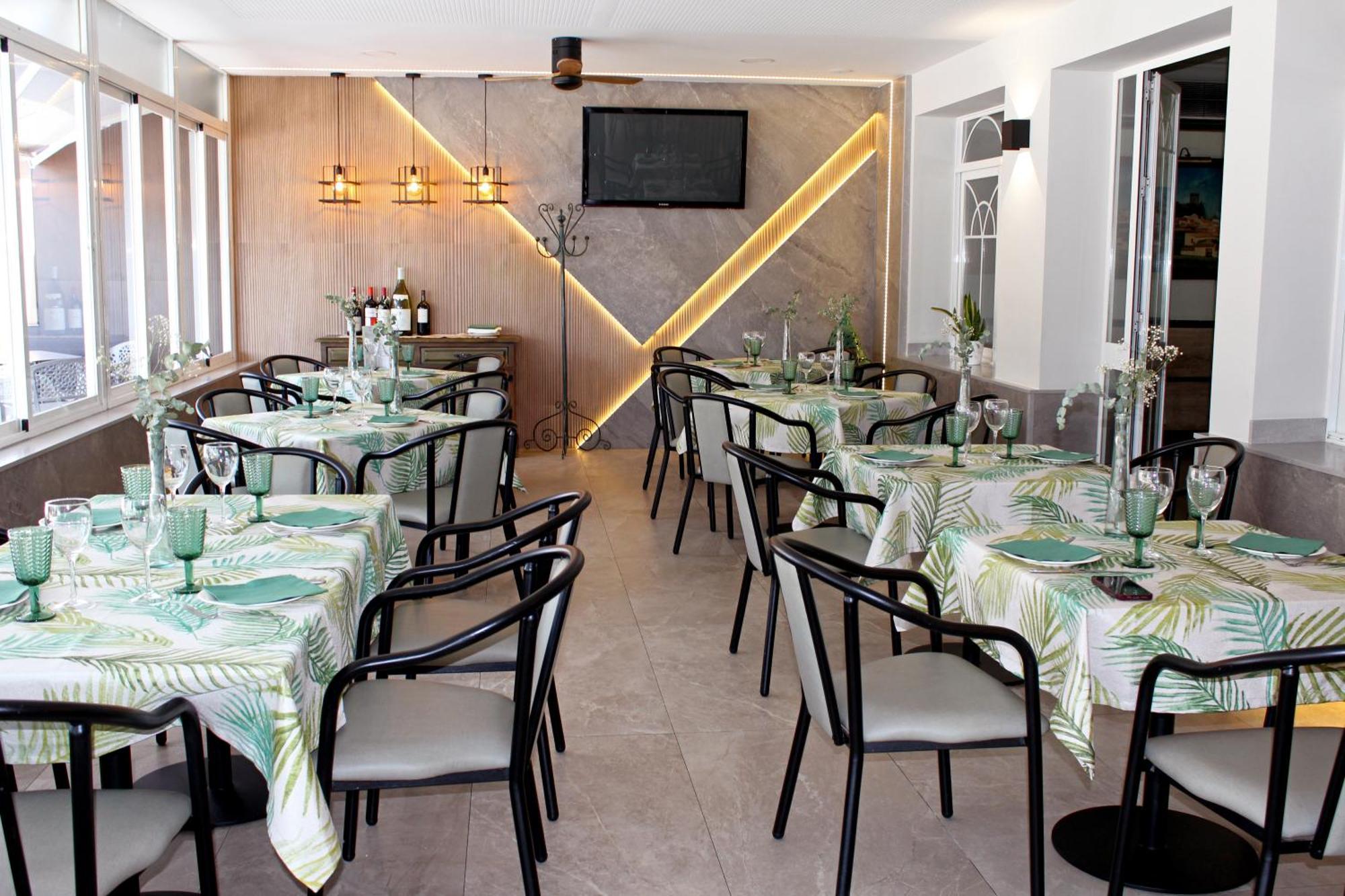 Hostal Restaurante El Cary Montemayor Exteriér fotografie