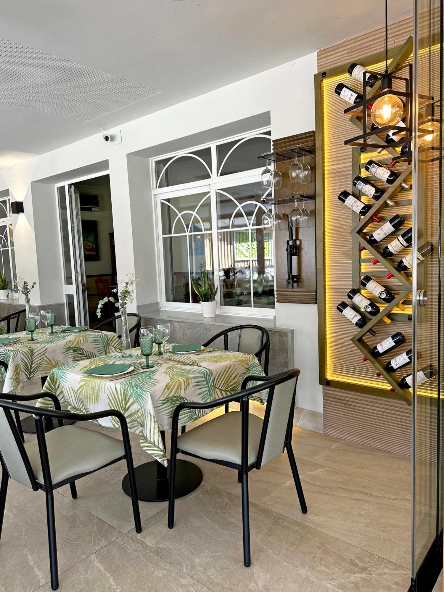 Hostal Restaurante El Cary Montemayor Exteriér fotografie