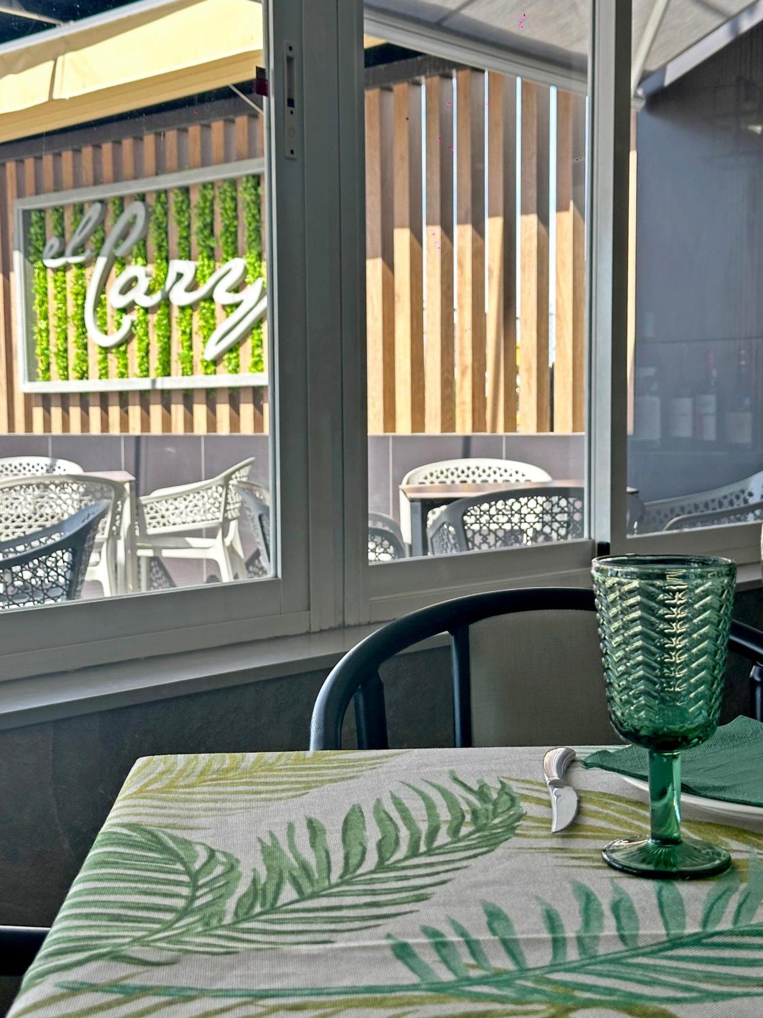 Hostal Restaurante El Cary Montemayor Exteriér fotografie